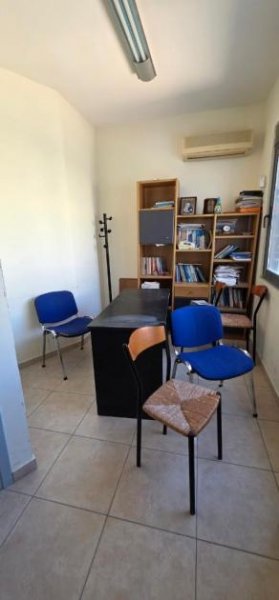 Heraklion - Atsalenio Kreta, Heraklion: Geschäftshaus im Stadtteil Atsalenio zu verkaufen Gewerbe kaufen